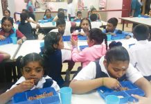 7 தமிழ்ப்பள்ளிகளில் இலவச சிற்றுண்டி