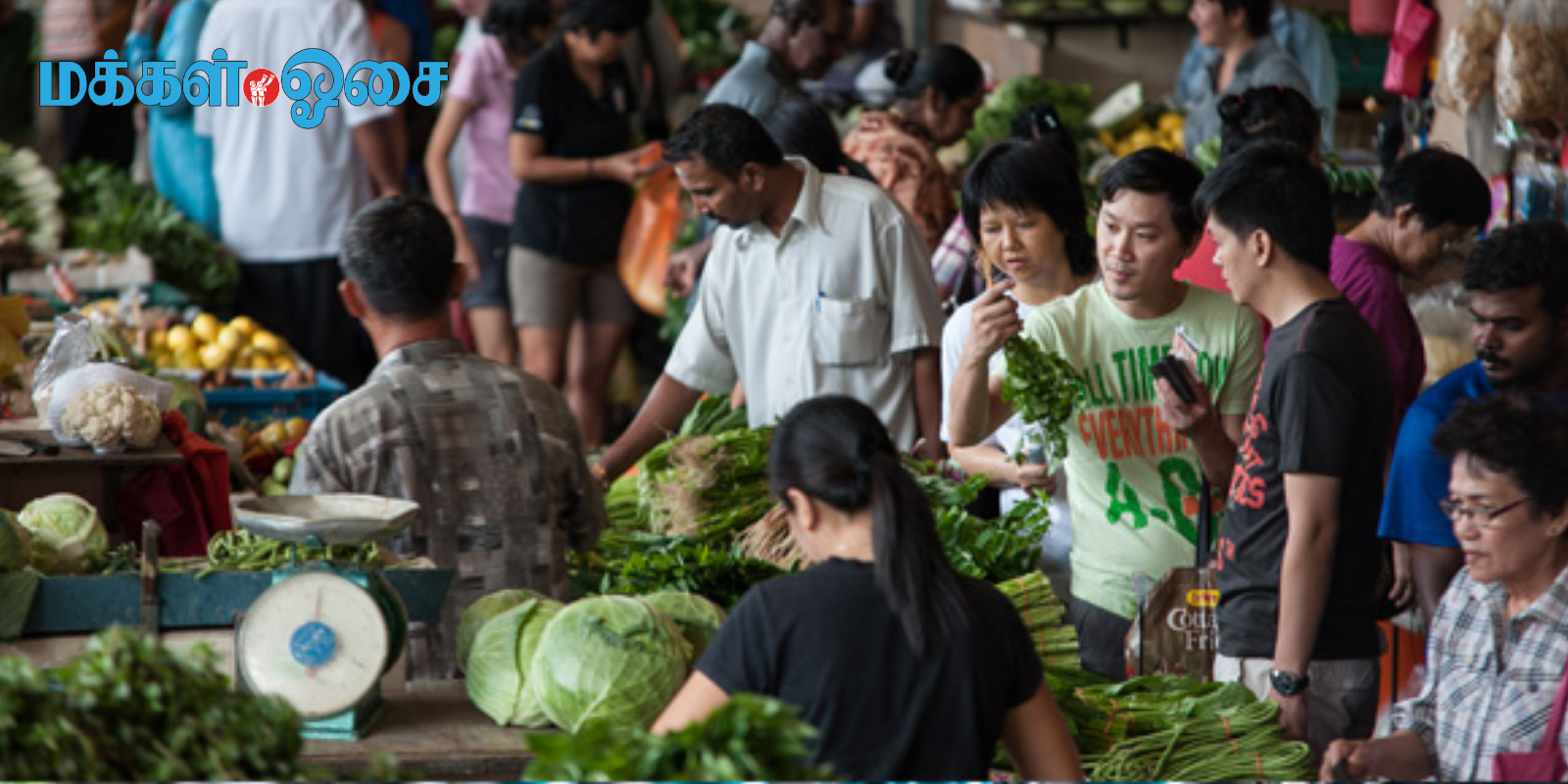 Orang ramai masih di pasar : Pulau Pinang