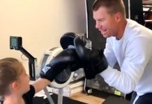 மகளுக்கு குத்துச்சண்டை கற்றுக்கொடுத்த ஆஸ்திரேலிய கிரிக்கெட் வீரர்