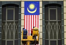 உணர்ந்துகொண்டால் உலகம் வசமாகும்