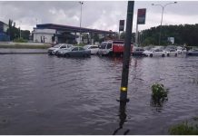 Banjir kilat di tol Sungai Nyior