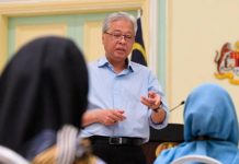 CMCO mempertimbang kesihatan, ekonomi: Ismail Sabri