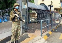 பொருட்கள் வாங்க அரை மணி நேரம் மட்டுமே!