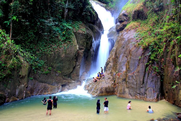 Air-Terjun-Sg-Chilling-by-AF_Joy