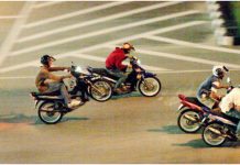 Polis Tingkat Pemantauan Kegiatan Lumba Haram