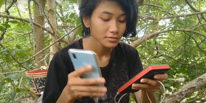 tree girl