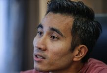 எங்களுக்கு பெர்சத்துவிற்கும் என்ன வித்தியாசம்? காலம் பதில் சொல்லும் – கூறுகிறார் அம்னோ தகவல் பிரிவு தலைவர்