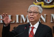 நடமாட்ட கட்டுபாட்டை மீறிய 221 பேர் கைது