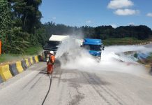 Dua selamat dalam nahas lori tangki muatan cecair oksigen dan batu di Bukit Saban