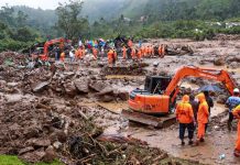 மூணாறு நிலச்சரிவு: மேலும் இருவரது உடல்கள் மீட்பு