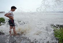 Air pasang besar: MB gesa penduduk elak aktiviti di pantai