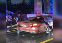 Bukan dihempap konkrit, tetapi dilanggar kren