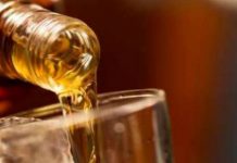 தனிமைப்படுத்தல் மையத்தில் ஆல்கஹால்? தொடரும் விசாரணை