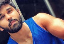 ஜிம் பாடி உடலை காட்டி இளம்பெண்களை….