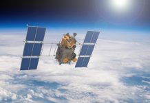 1.5 கி.மீ. தூர வித்தியாசத்தில் கடந்து சென்றது