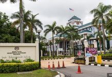 இஸ்லாத் குறித்த அவதூறு: பிரெஞ்சு மூத்த அதிகாரி வரவழைக்கப்பட்டனர்