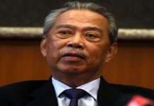 Gagal meyakinkan Agong, Muhyiddin mahu undur diri, kata sumber