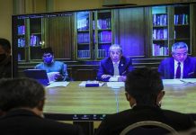 12.8 juta dos vaksin Covid-19 tahun 2021