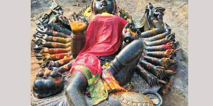 Kali statue