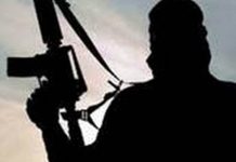 நைஜீரியாவில் பள்ளிக்கூடத்தை சூறையாடிய பயங்கரவாதிகள் – 400 மாணவர்கள் மாயம்