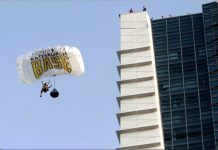 சாகச விளையாட்டில் ஈடுபட்ட வீரர் மரணம்