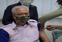 Anggota ATM kumpulan pertama divaksin