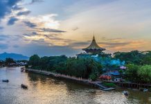 Sarawak tolak perintah persekutuan longgar SOP kuarantin untuk menteri