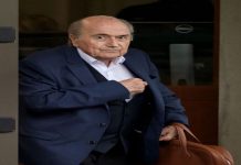 FIFA melanjutkan penggantungan Blatter sehingga 2028