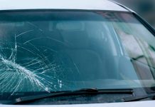 8 கார் கண்ணாடிகள் உடைக்கப்பட்டது தொடர்பில் விசாரணை தொடங்கியது