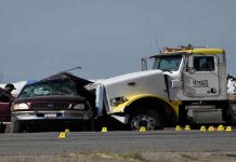 13 maut kenderaan SUV dilanggar trak