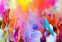 மும்பையில் ஹோலி பண்டிகை