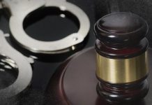 லஞ்சம் வழங்க முயன்ற பாகிஸ்தனியருக்கு சிறையுடன் கூடிய அபராதம்