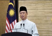 இந்தியாவில் இருந்து வருவோருக்குத் தடை ஏன்?