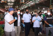 மனிதவள அமைச்சர் – கூட்டரசுப் பிரதேச துணையமைச்சர் பாசார் போரோங்கில் அதிரடி சோதனை