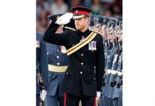 இளவரசரின் பட்டங்கள் பறிப்புதான் காரணமா?