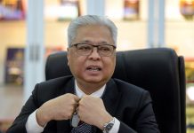 Ismail Sabri Yaakob dilantik sebagai DPM, Hishammuddin kini menjadi menteri keselamatan kanan