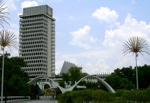 ஜூலை 26 இல் நாடாளுமன்றம் கூடுவதை தொடர்ந்து மேற்கொள்ளப்பட்ட கோவிட் பரிசோதனையில் மூன்று நாடாளுமன்ற உறுப்பினர்களுக்கு கொரோனா தொற்று உறுதி.