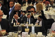 தென்னாப்பிரிக்க கிளர்ச்சிக் கதை.