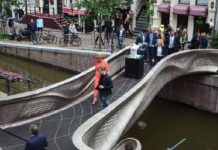 உலகின் முதல் 3 டி-அச்சிடப்பட்ட இரும்பு பாலம்…!