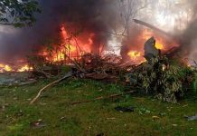 பிலிப்பைன்ஸ் விமானப்படை விபத்து; 17 பேர் பலி – 40 பேர் காயம்