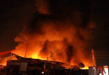 KEBAKARAN DI KILANG KITAR SEMULA PLASTIK