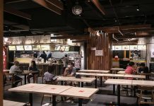 TERLALU BERISIKO DAN TIDAK YAKIN TERIMA PELANGGAN UNTUK DINE-IN