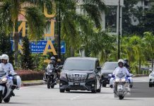 PM tiba di Istana Negara untuk menghadap Agong