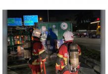 ரசாயன லோரி கவிழ்ந்ததில் 30 மீட்டர் வரை ரசாயான கழிவு பரவியது