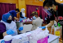 சரவாக்கில் கோவிட் -19 பூஸ்டர் தடுப்பூசிகள் செலுத்தும் பணி ஆரம்பம்