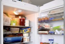 குளிர்சாதன பெட்டியில் (பிரிட்ஜில்) இந்த பொருட்களை வைக்கக் கூடாதாம்