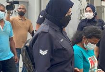 Suami isteri mengaku tidak bersalah dera dua beradik