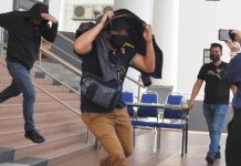 தனிநபரை ஏமாற்றி 40 ஆயிரம் வெள்ளியை லஞ்சமாக பெற்றதாக இரு எம்ஏசிசி அதிகாரிகள் மீது குற்றச்சாட்டு