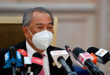 நாட்டின் எல்லையைத் திறப்பதற்கு அரசாங்கம் பரிசீலிக்கிறது- முஹிடின் தகவல்