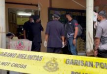 தன் தாயை கத்தியால் வெட்டிக்கொன்ற போதைக்கு அடிமையான ஆடவர், சில நிமிடங்களில் லோரி மோதி மரணம்